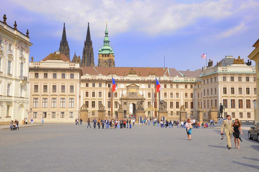 Ferienwohnung Kajetanka Prag Exterior foto