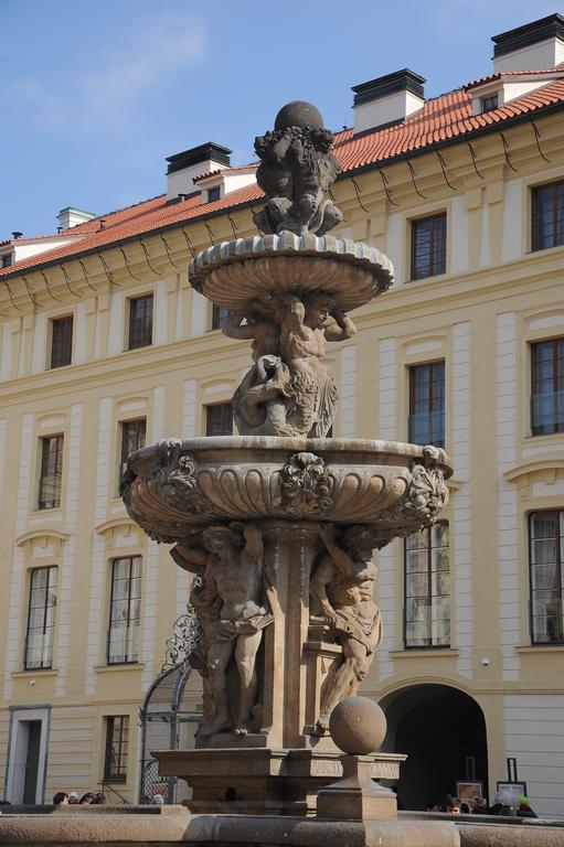 Ferienwohnung Kajetanka Prag Exterior foto