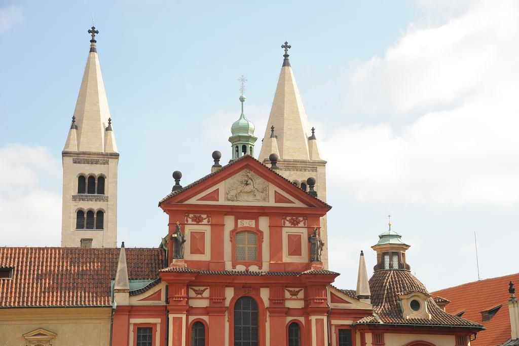 Ferienwohnung Kajetanka Prag Exterior foto