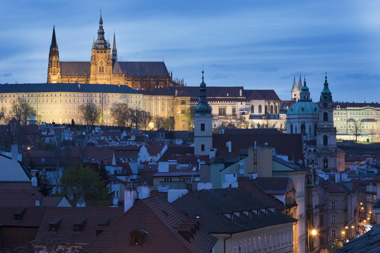 Ferienwohnung Kajetanka Prag Exterior foto